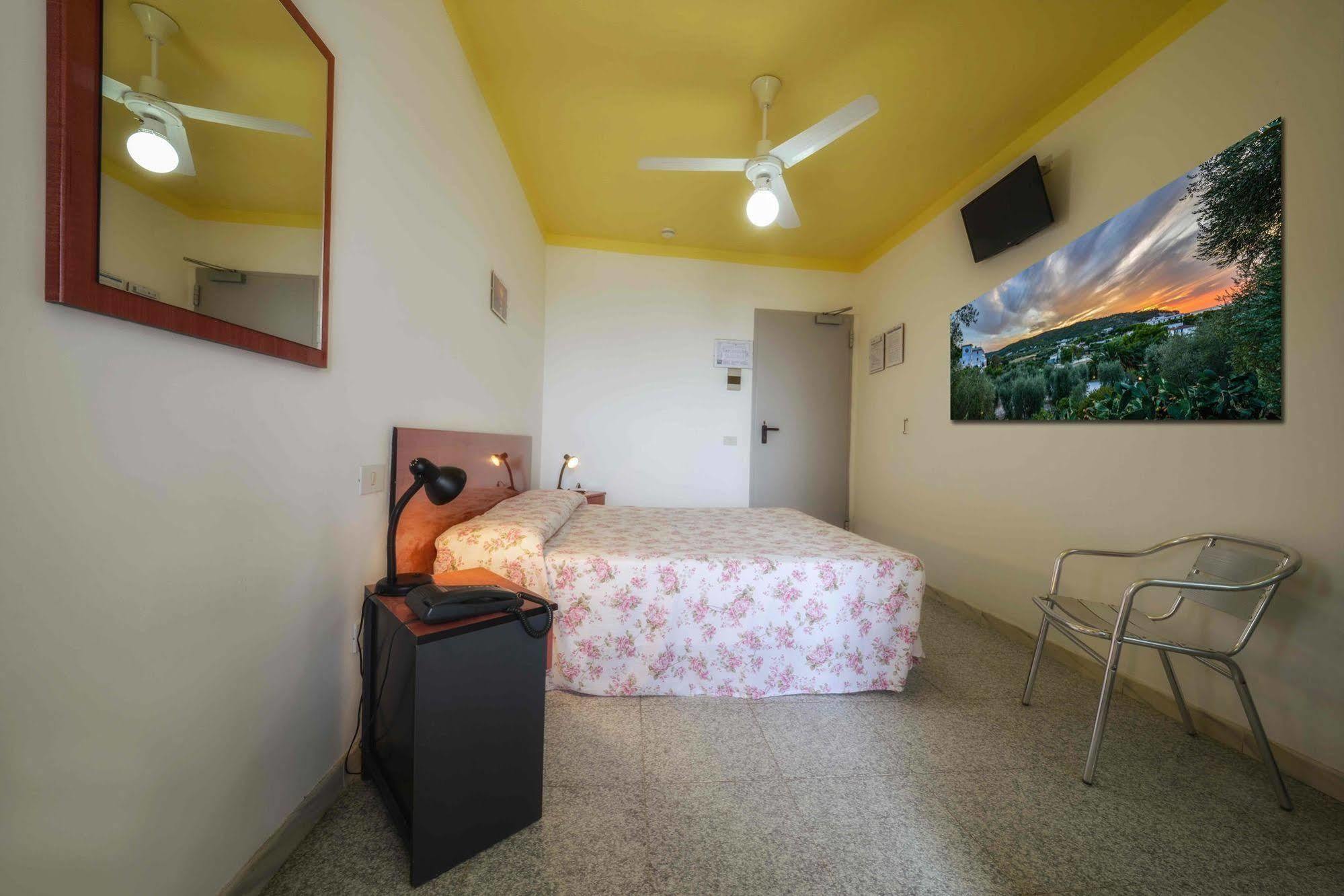 Hotel Piccolo Paradiso Peschici Eksteriør bilde